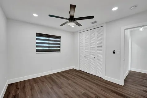 5011 Buchanan Street Hollywood FL 33021