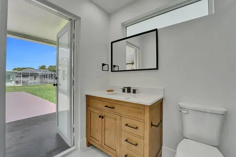 5011 Buchanan Street Hollywood FL 33021