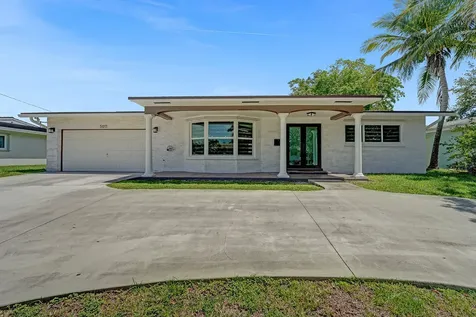 5011 Buchanan Street Hollywood FL 33021