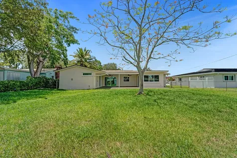 5011 Buchanan Street Hollywood FL 33021