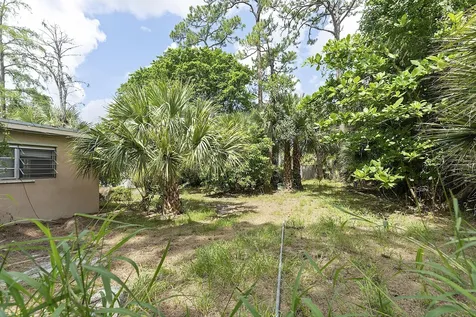 799 Ivory Lane Haverhill FL 33415