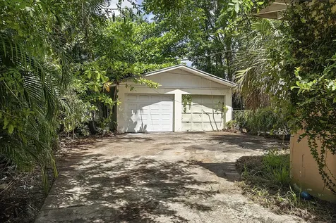 799 Ivory Lane Haverhill FL 33415