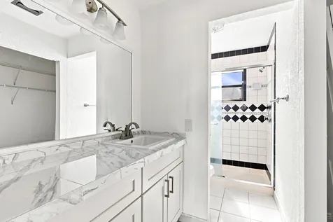 10 Seneca Court Royal Palm Beach FL 33411