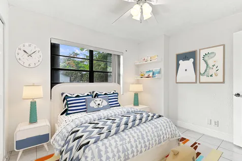 10 Seneca Court Royal Palm Beach FL 33411