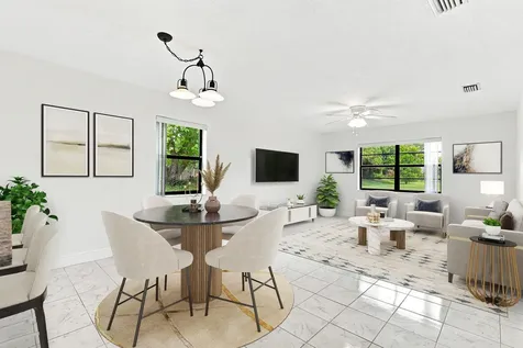 10 Seneca Court Royal Palm Beach FL 33411