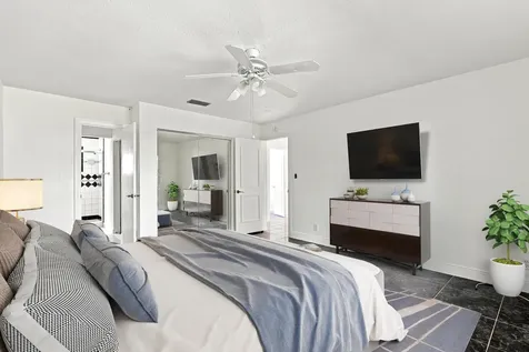 10 Seneca Court Royal Palm Beach FL 33411