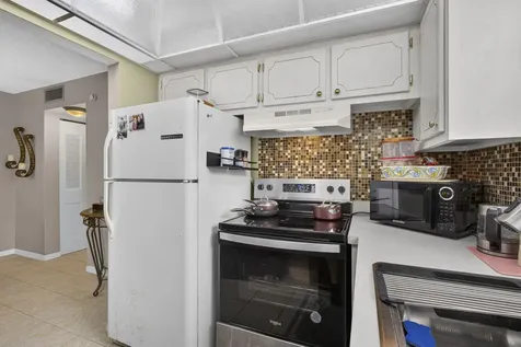5 Northampton A West Palm Beach FL 33417