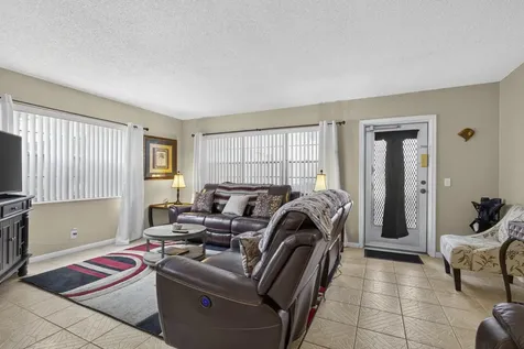 5 Northampton A West Palm Beach FL 33417