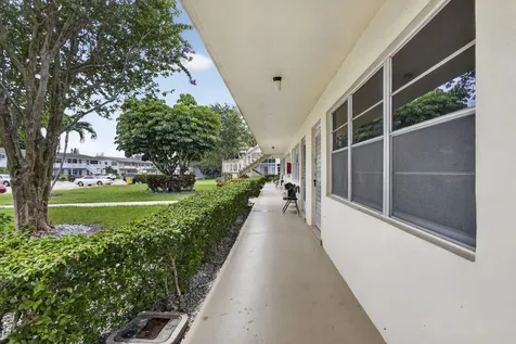 5 Northampton A West Palm Beach FL 33417