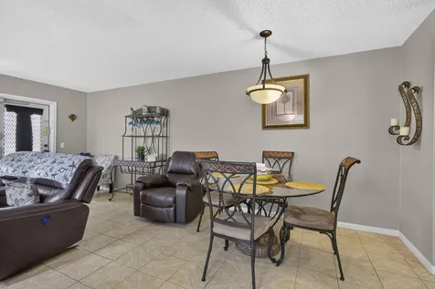 5 Northampton A West Palm Beach FL 33417