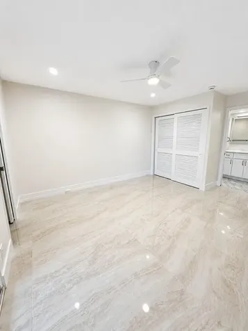 4047 Ainslie C Boca Raton FL 33434