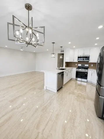 4047 Ainslie C Boca Raton FL 33434