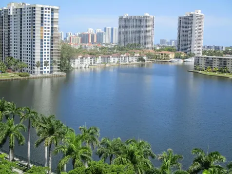 2801 NE 183rd Street Aventura FL 33160