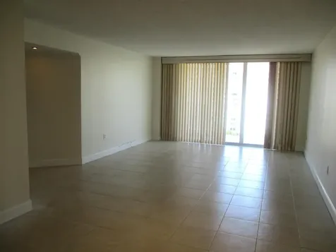2801 NE 183rd Street Aventura FL 33160