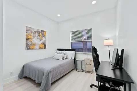 4315 NW 45th Terrace Coconut Creek FL 33073