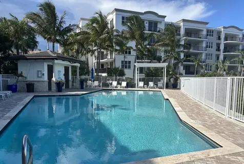 621 Windward Circle S Boynton Beach FL 33435