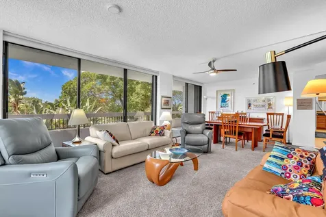 23200 Camino Del Mar Boca Raton FL 33433