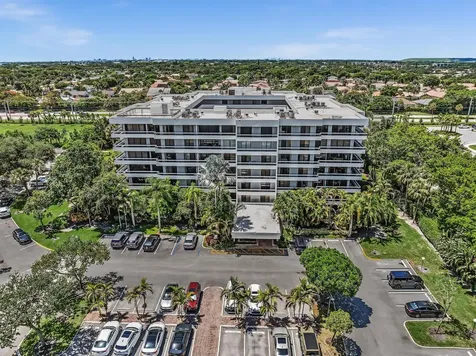 23200 Camino Del Mar Boca Raton FL 33433