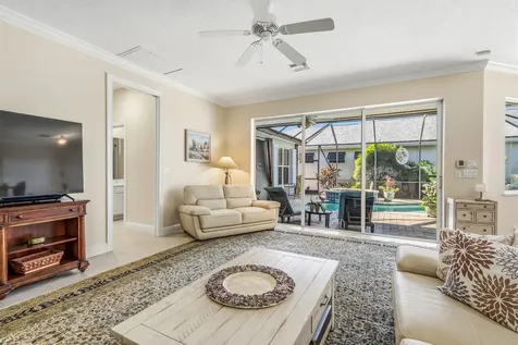 228 Oak Hammock Circle SW Vero Beach FL 32962