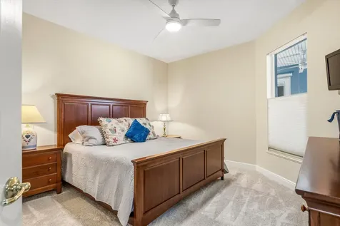 228 Oak Hammock Circle SW Vero Beach FL 32962