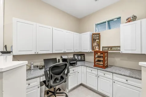 228 Oak Hammock Circle SW Vero Beach FL 32962