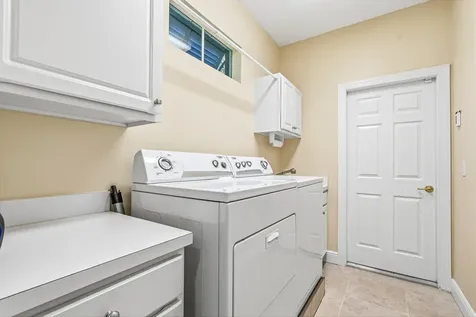 228 Oak Hammock Circle SW Vero Beach FL 32962