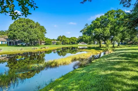 228 Oak Hammock Circle SW Vero Beach FL 32962