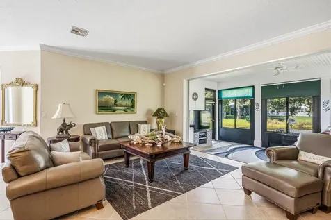 228 Oak Hammock Circle SW Vero Beach FL 32962