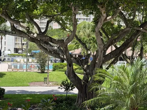 2650 S Course Drive Pompano Beach FL 33069