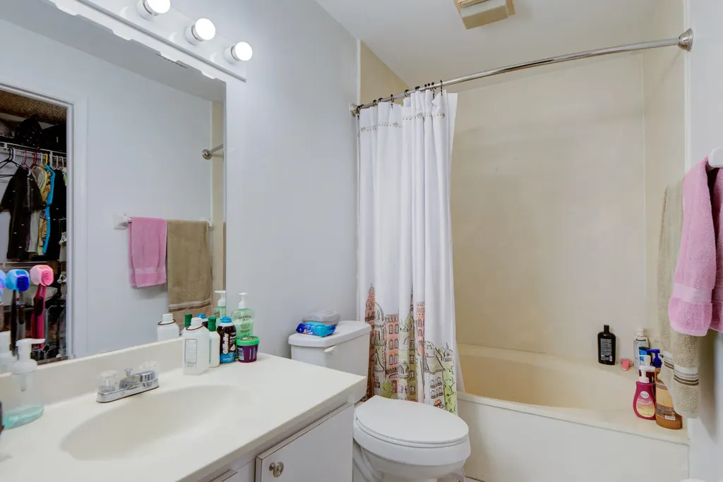 5201 NE 14th Terrace Fort Lauderdale FL 33334