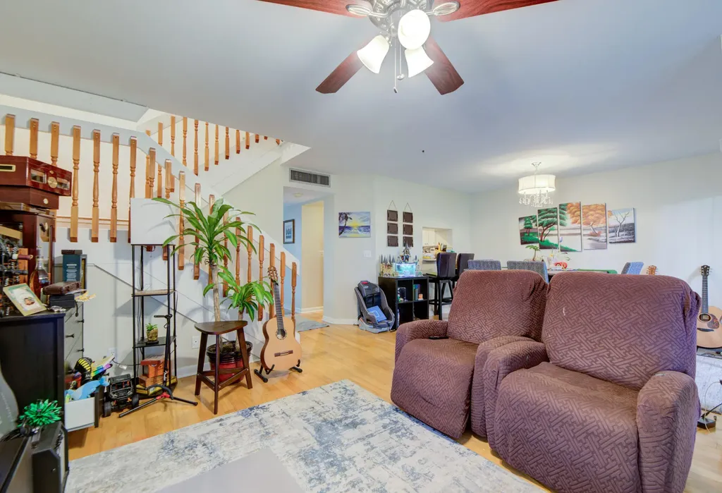 5201 NE 14th Terrace Fort Lauderdale FL 33334