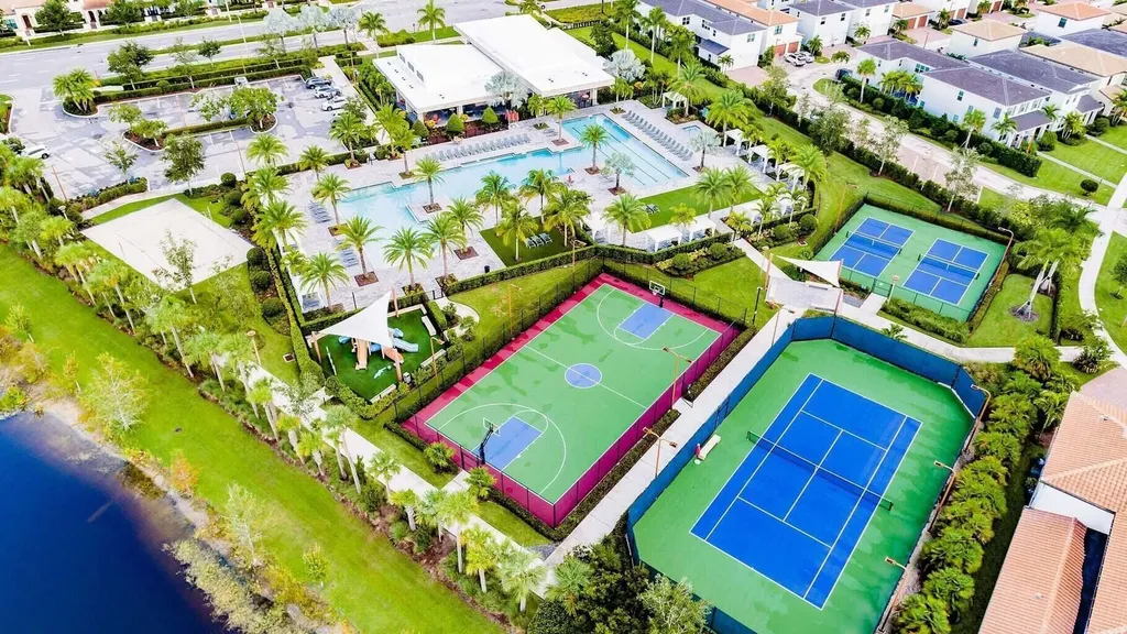 13644 Dumont Road Palm Beach Gardens FL 33418