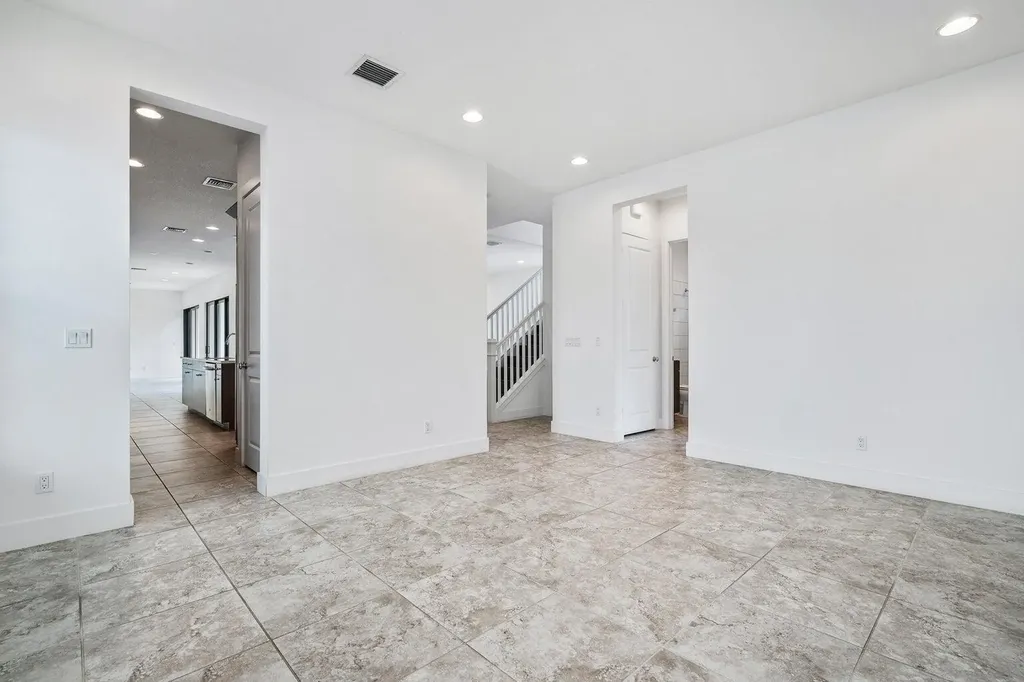 13644 Dumont Road Palm Beach Gardens FL 33418