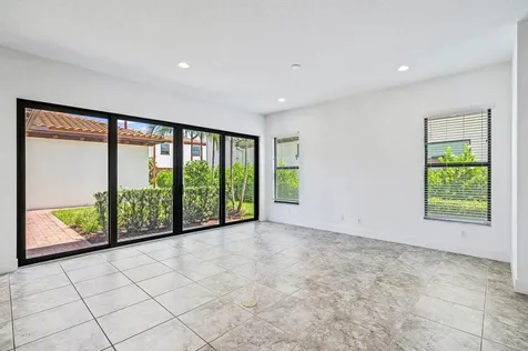 13644 Dumont Road Palm Beach Gardens FL 33418