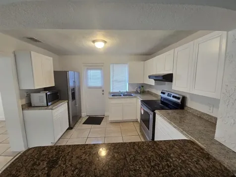 5431 NW 30th Avenue Miami FL 33142