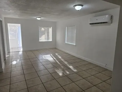 5431 NW 30th Avenue Miami FL 33142