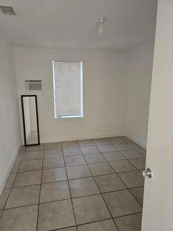 5431 NW 30th Avenue Miami FL 33142