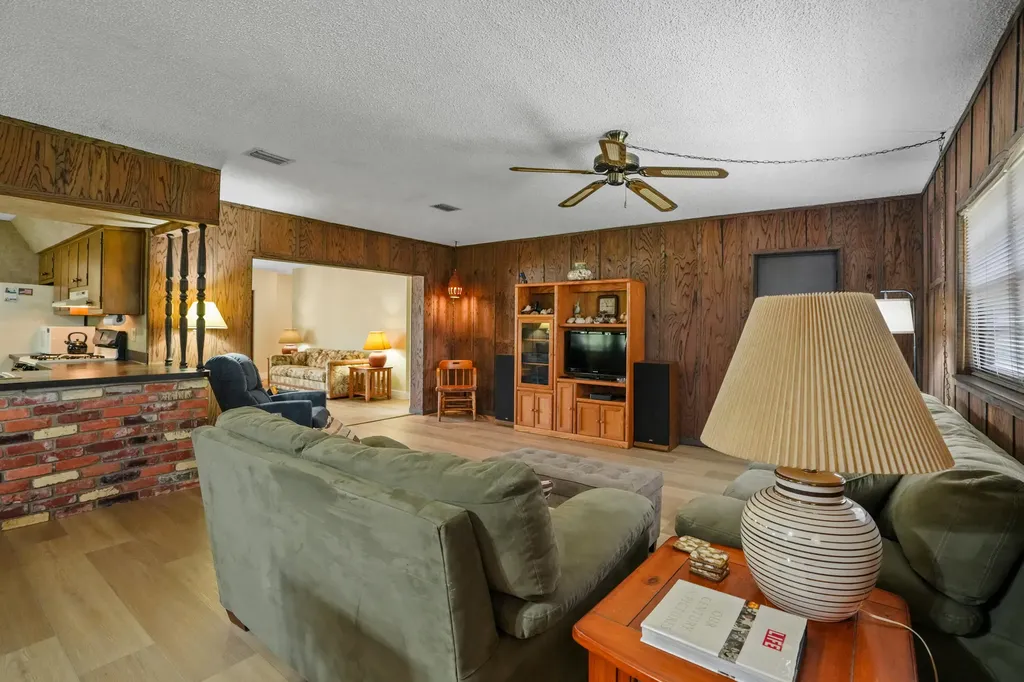 3358 SW 16th Court Fort Lauderdale FL 33068