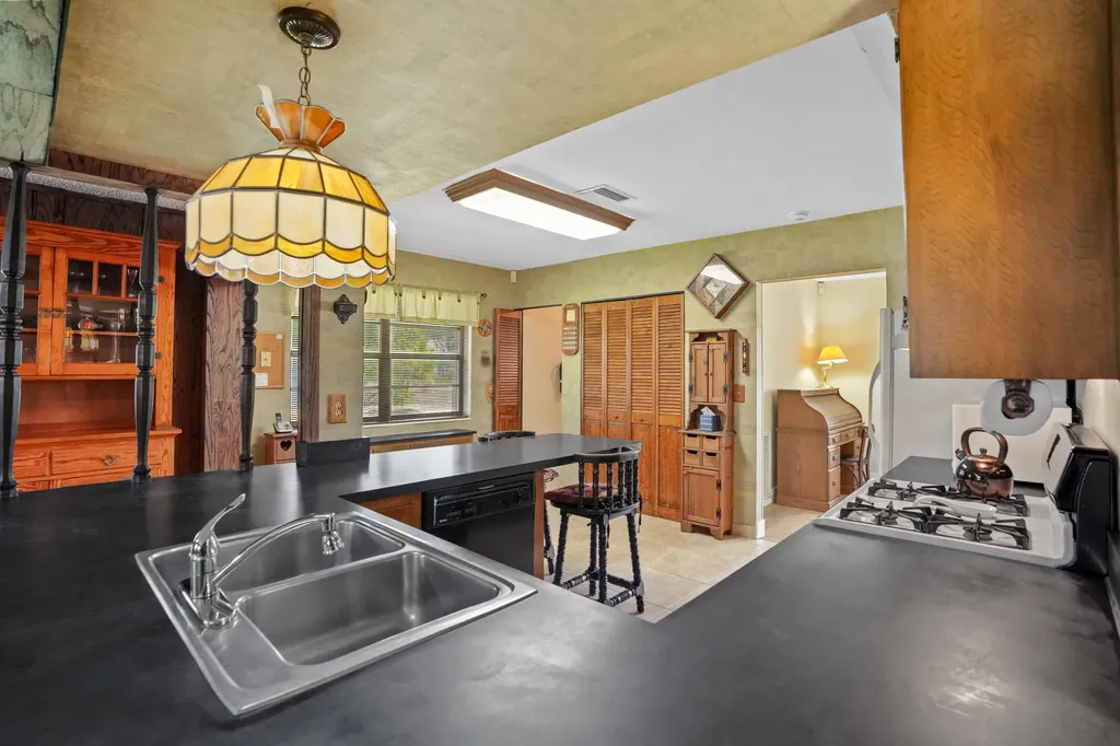 3358 SW 16th Court Fort Lauderdale FL 33068