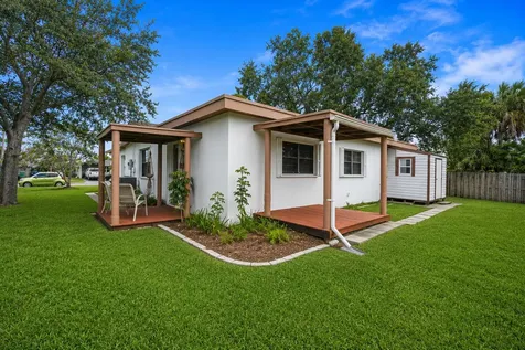 3358 SW 16th Court Fort Lauderdale FL 33068