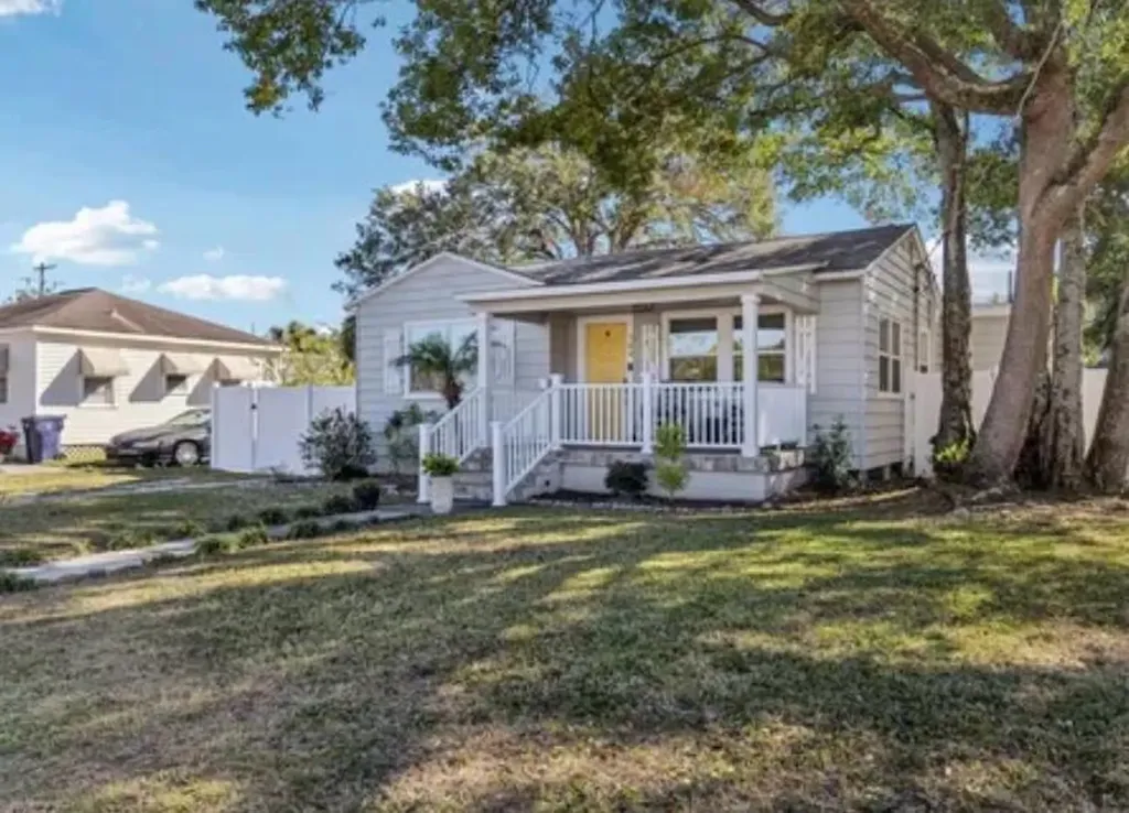 704 W Fribley Street Tampa FL 33603