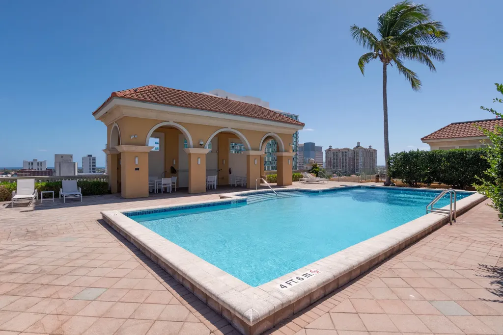 403 S Sapodilla Avenue West Palm Beach FL 33401