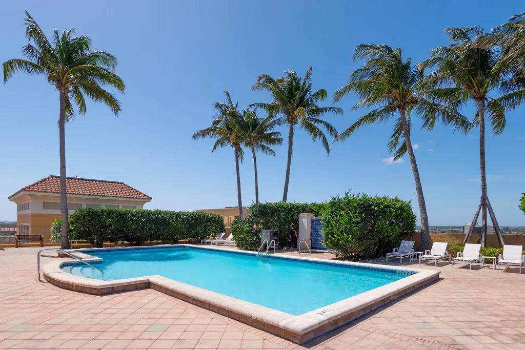 403 S Sapodilla Avenue West Palm Beach FL 33401