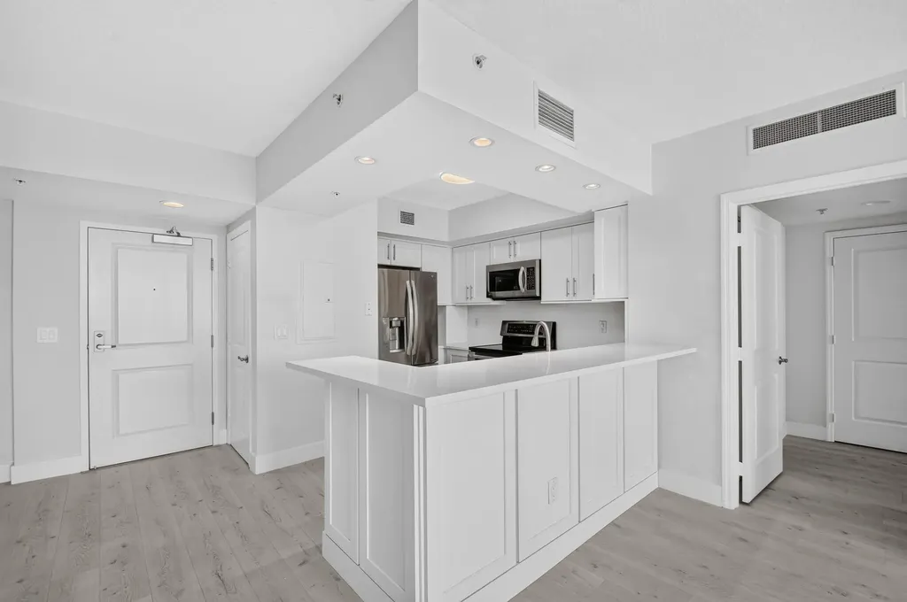 403 S Sapodilla Avenue West Palm Beach FL 33401