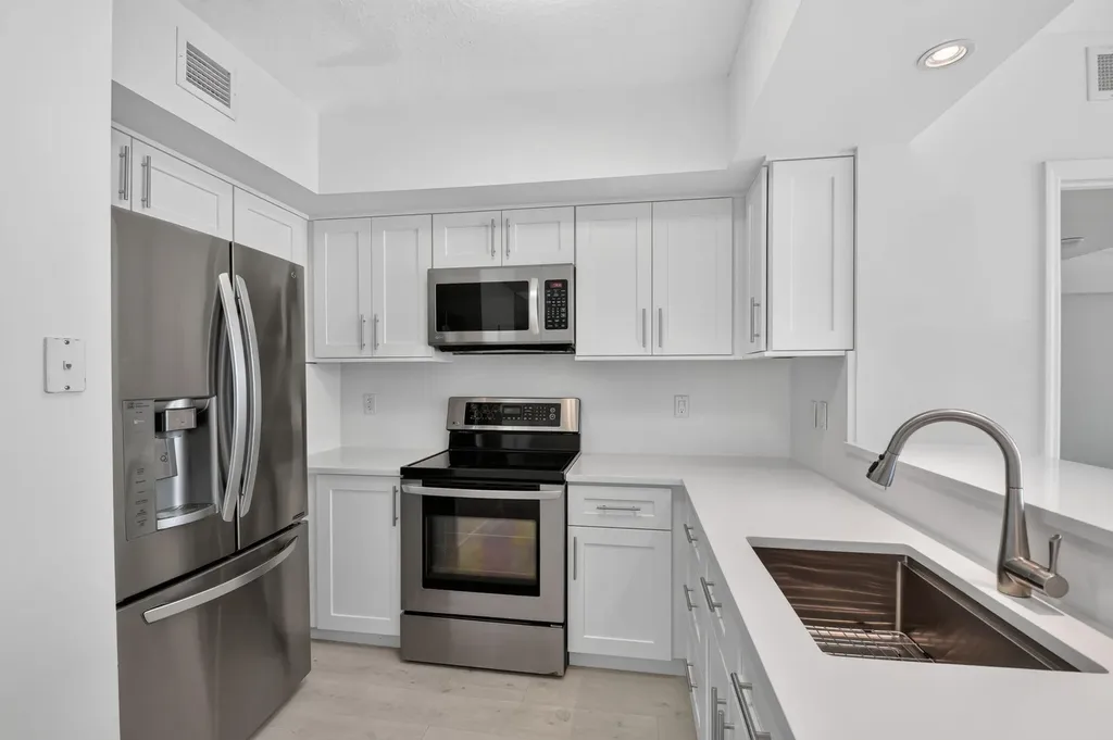 403 S Sapodilla Avenue West Palm Beach FL 33401