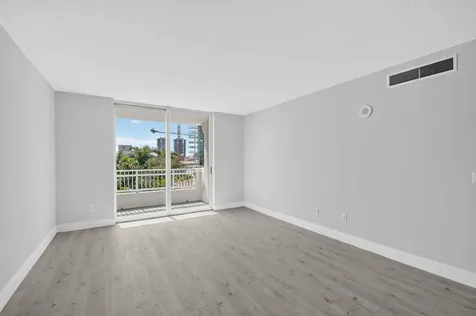 403 S Sapodilla Avenue West Palm Beach FL 33401
