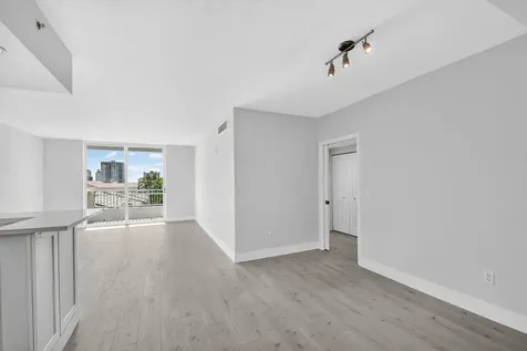 403 S Sapodilla Avenue West Palm Beach FL 33401
