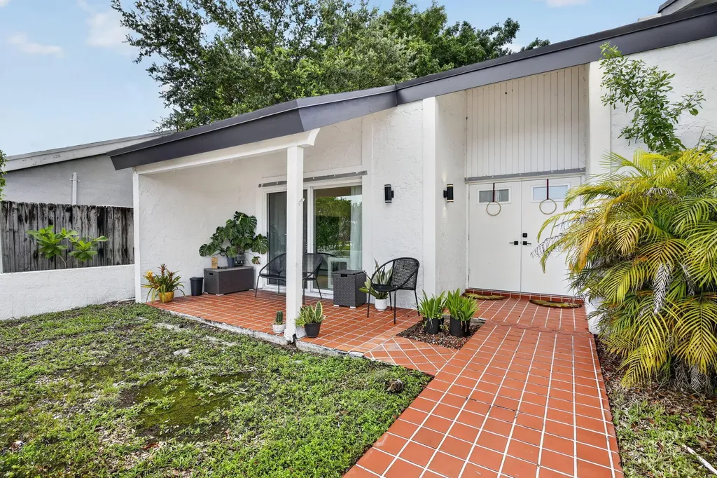 16709 SW 5th Court Weston FL 33326