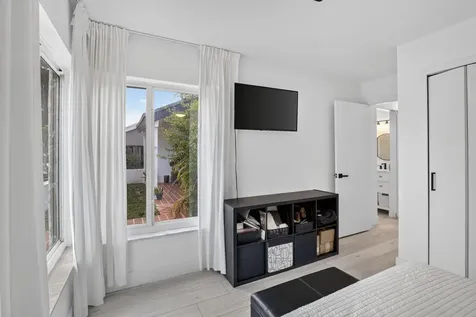 16709 SW 5th Court Weston FL 33326
