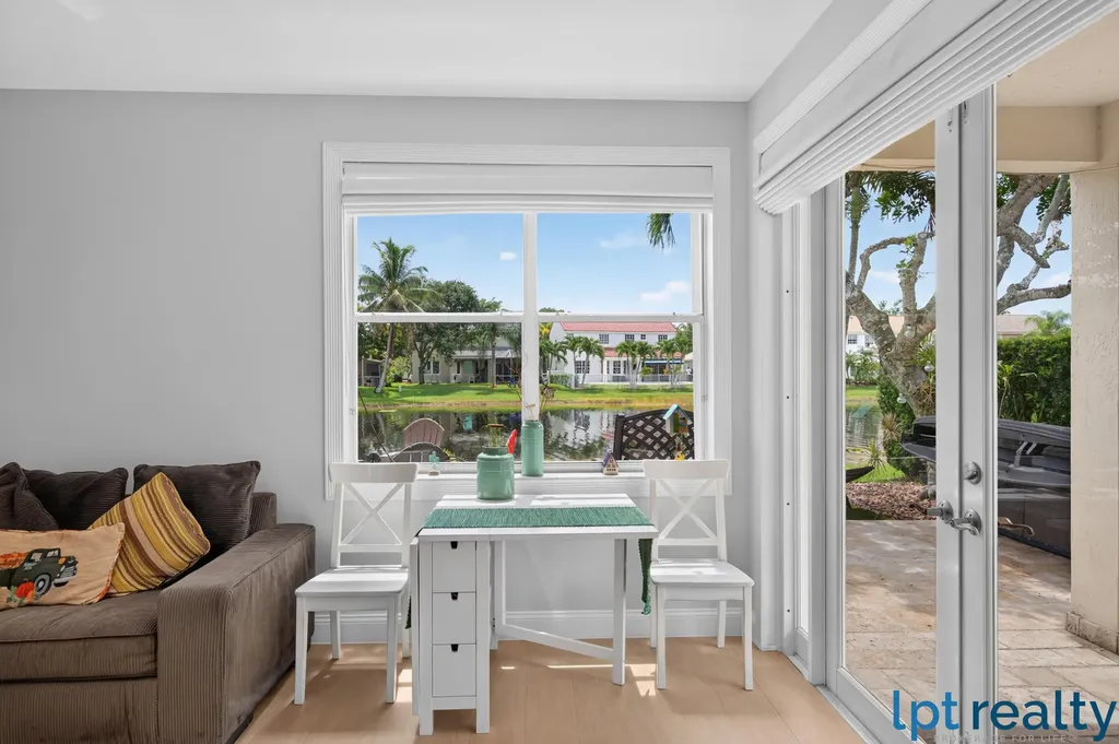 229 E Bayridge Drive Weston FL 33326